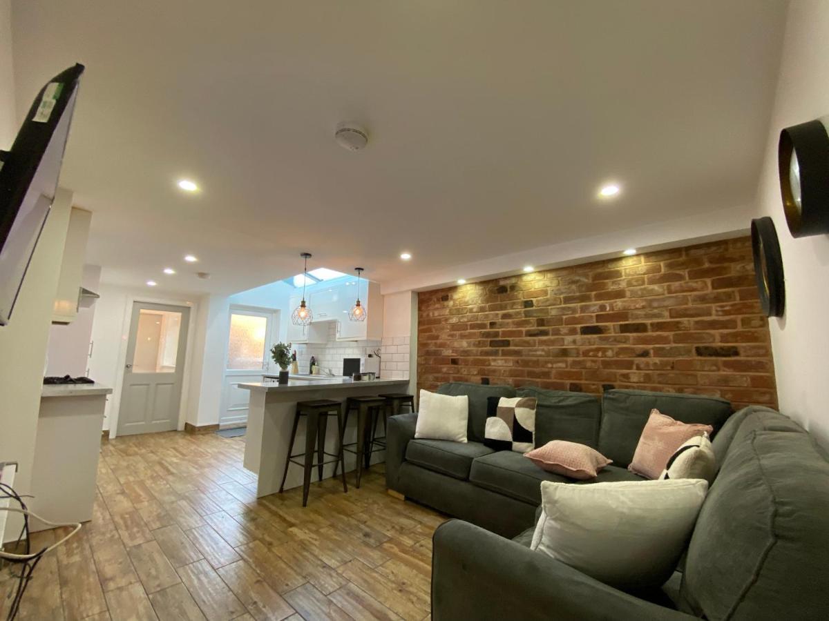 Nice Living Serviced Accommodations 2 Ковентрі Екстер'єр фото