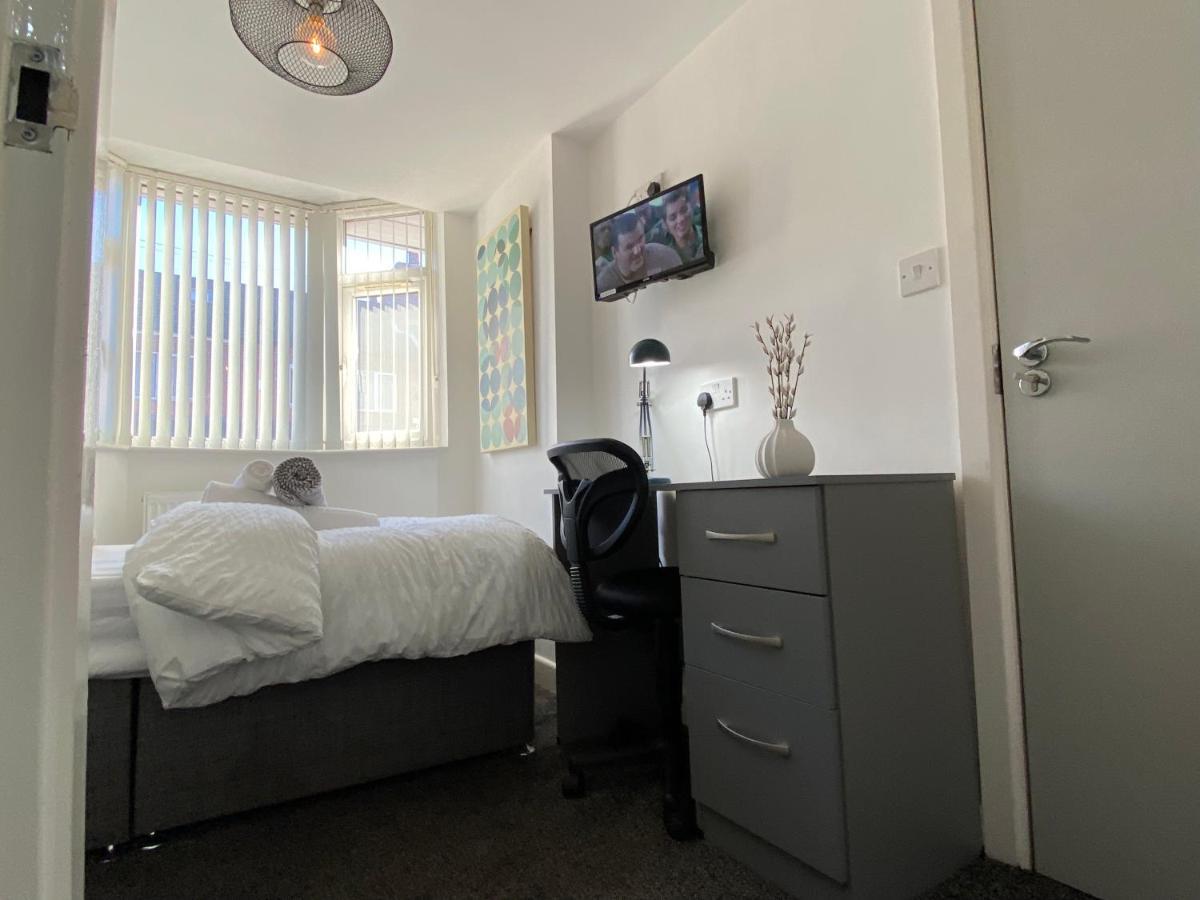 Nice Living Serviced Accommodations 2 Ковентрі Екстер'єр фото